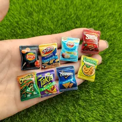 8pcs Assorted Resin Dollhouse Miniature Food Chips Snack Bag for Blyth ob11 Doll Accessories Toy