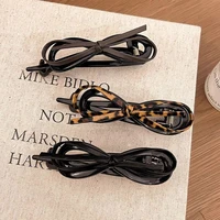 Large Size Twisted Hair Clip PU Bow Barrettes Plastic Hairpin Sweet Daily Headwear Women's Hair Accessories - Image 2