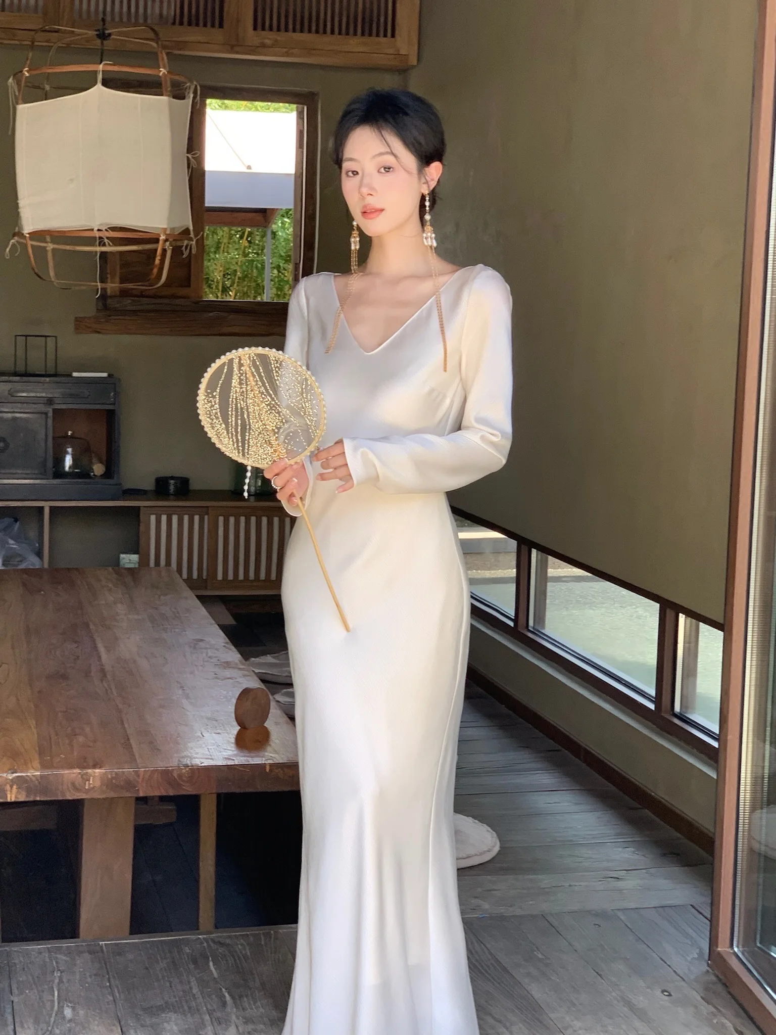 Vestidos largos de satén de otoño para mujer, vestido de fiesta de noche para boda, vestido de graduación, vestido de sirena de una pieza con cuello en V y mangas largas