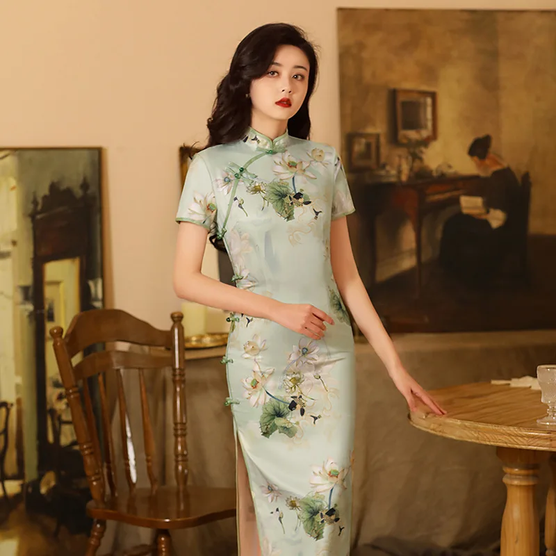 

2022 Summer Lotus Cheongsam Long Qipao Dresses Woman Modern Premium Oriental Dress Traditional Chinese Women Wear