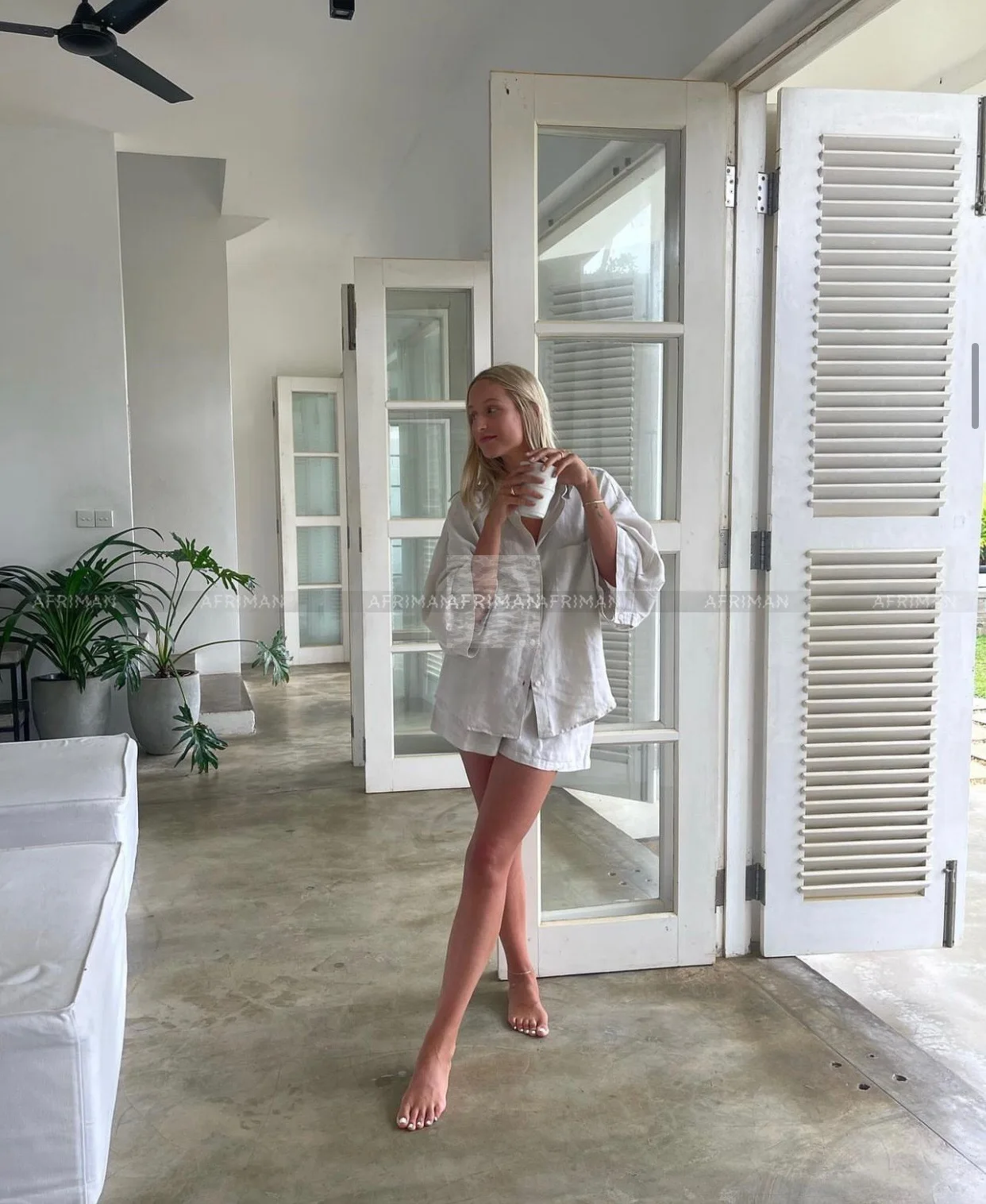 Рисунок 2 - Женский комплект из рубашки и шортов