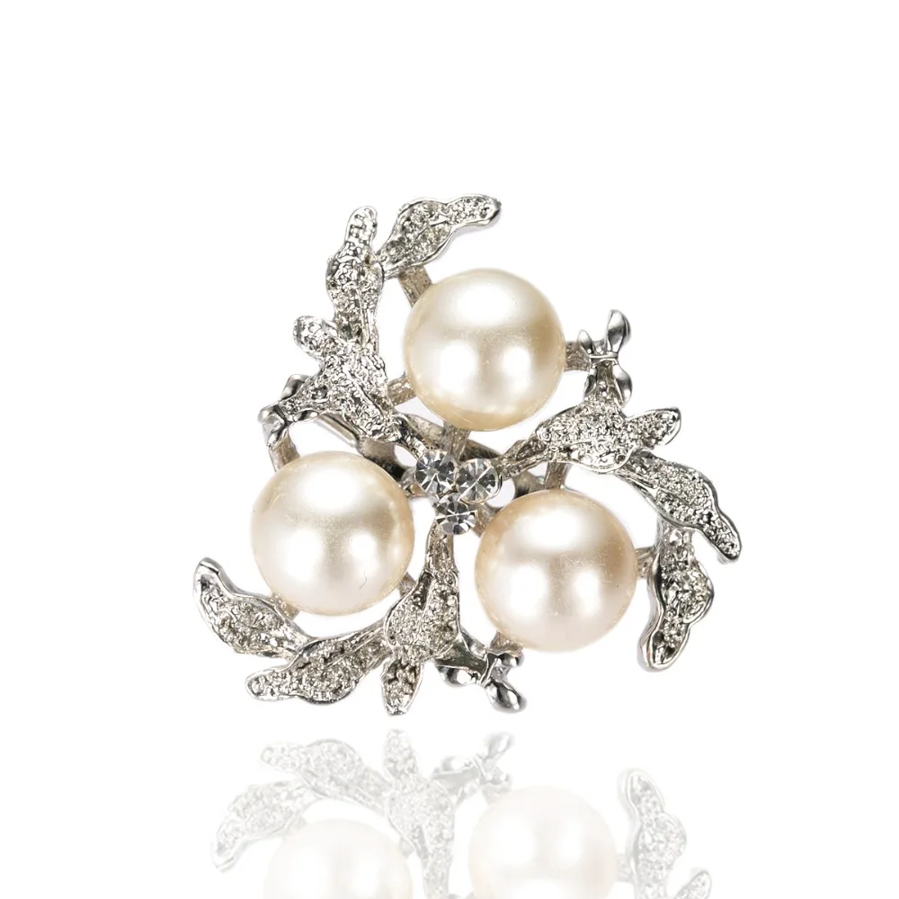 

Rhodium Silver Tone Cream or White Pearl and Clear Rhinestone Crystal Diamant Flower Brooch Party Pins
