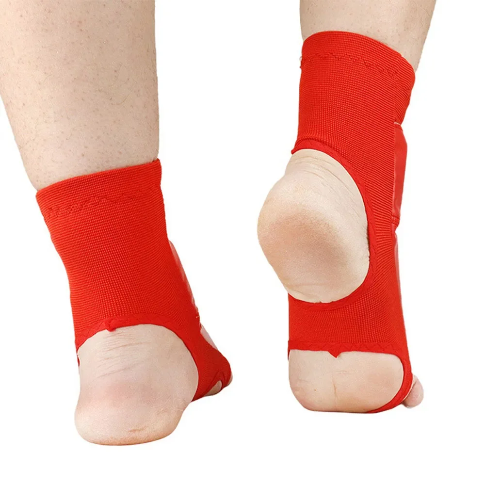 Boxing Foot Guards 1Pair Boxing Foot Insteps Guards Feet Protector MMA Muay Thai Wearproof PU Sanda Footpads Portable Instep Brace Taekwondo