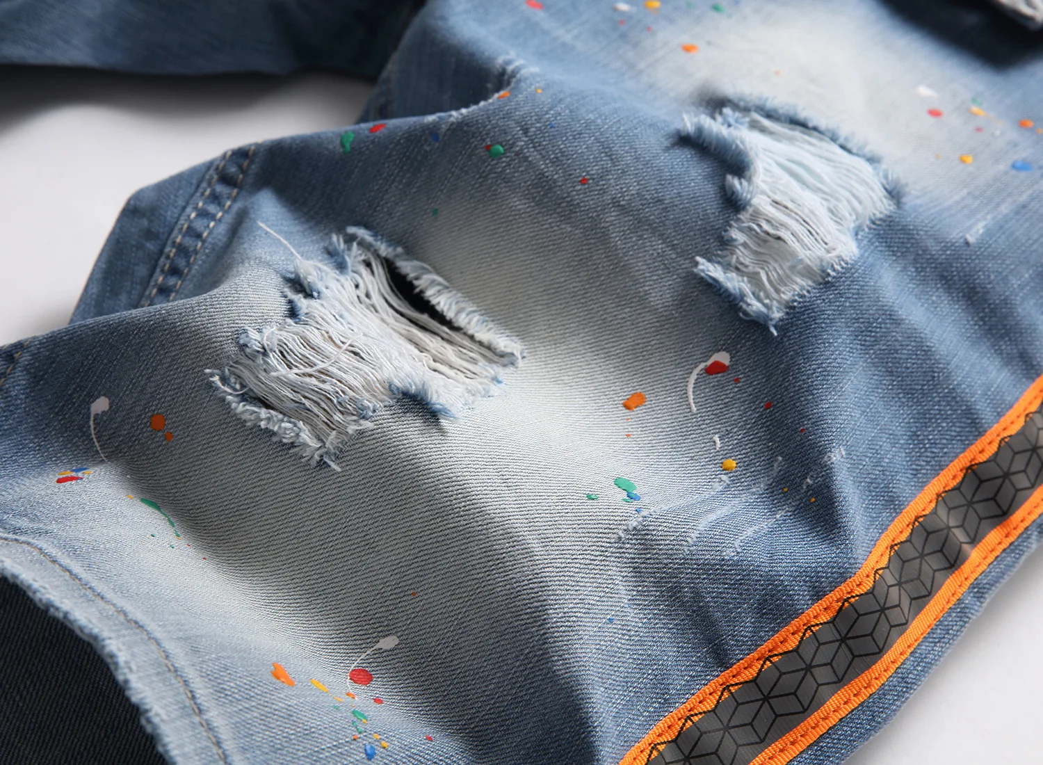 European and American fashion shorts night reflective colored webbing holes hand spilled paint denim pants