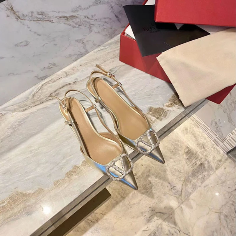 موضة مثير الصنادل الفاخرة خنجر للنساء 2025 الصيف أ...