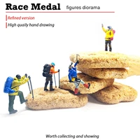 4x Resin 1/87 Scale Miniature Model Hiking Climbing Figures Character Doll Railway Layout Toys Train Diorama Decor Children Toys 1