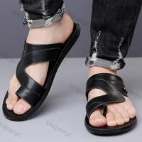 Sandales d'été pour hommes, antidérapantes, respirantes, légères, semelle souple, chaussures de plage, confortables, à la mode, pantoufles à enfiler, nouvelle collection 2025 2