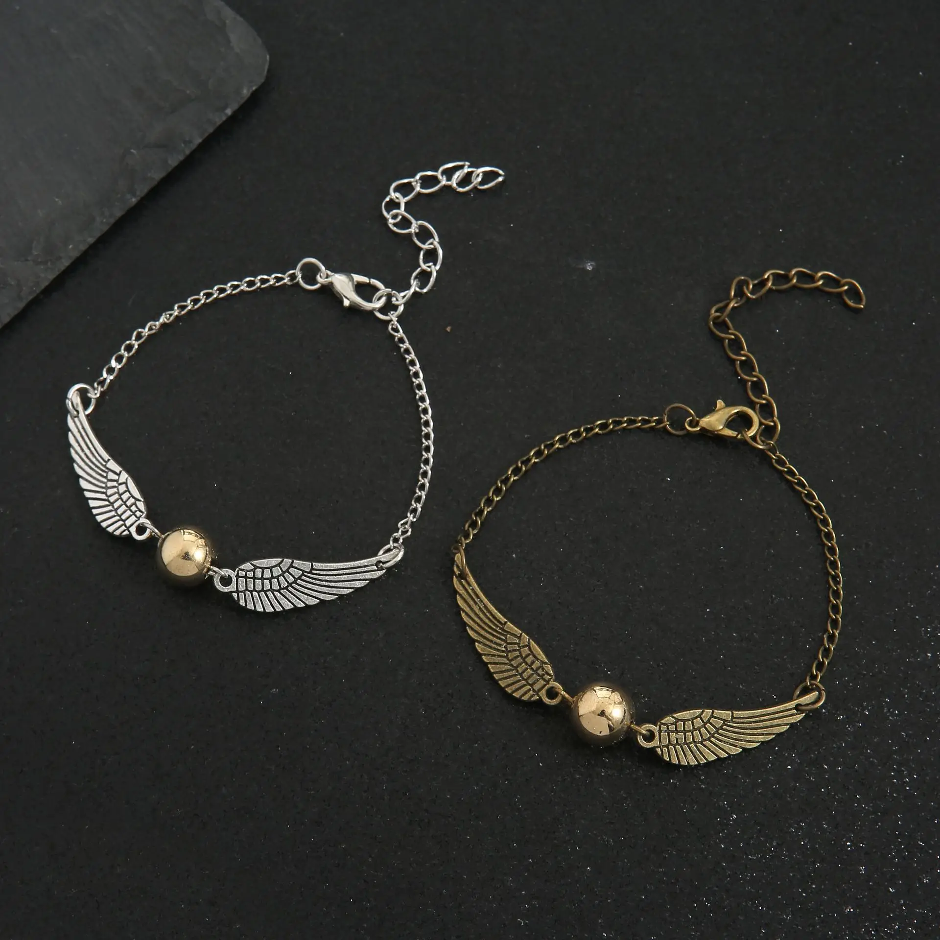 

Harries Potters Snitch Bracelet European and American Popular Simple Personalized Fashion Wings Vintage Bracelet