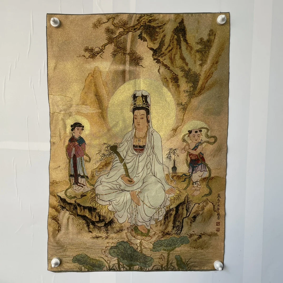 

Free Delivery China Elaborate Silk Embroidery Good Luck“Bodhisattva”Geomantic Thangka Painting Mural Household Decoration