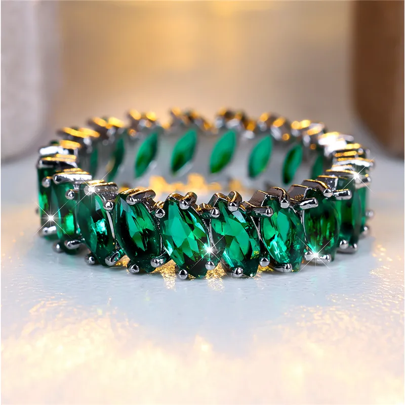 Cute Female Green Zircon Stone Engagement Ring Silver Color Wedding Jewelry For Women