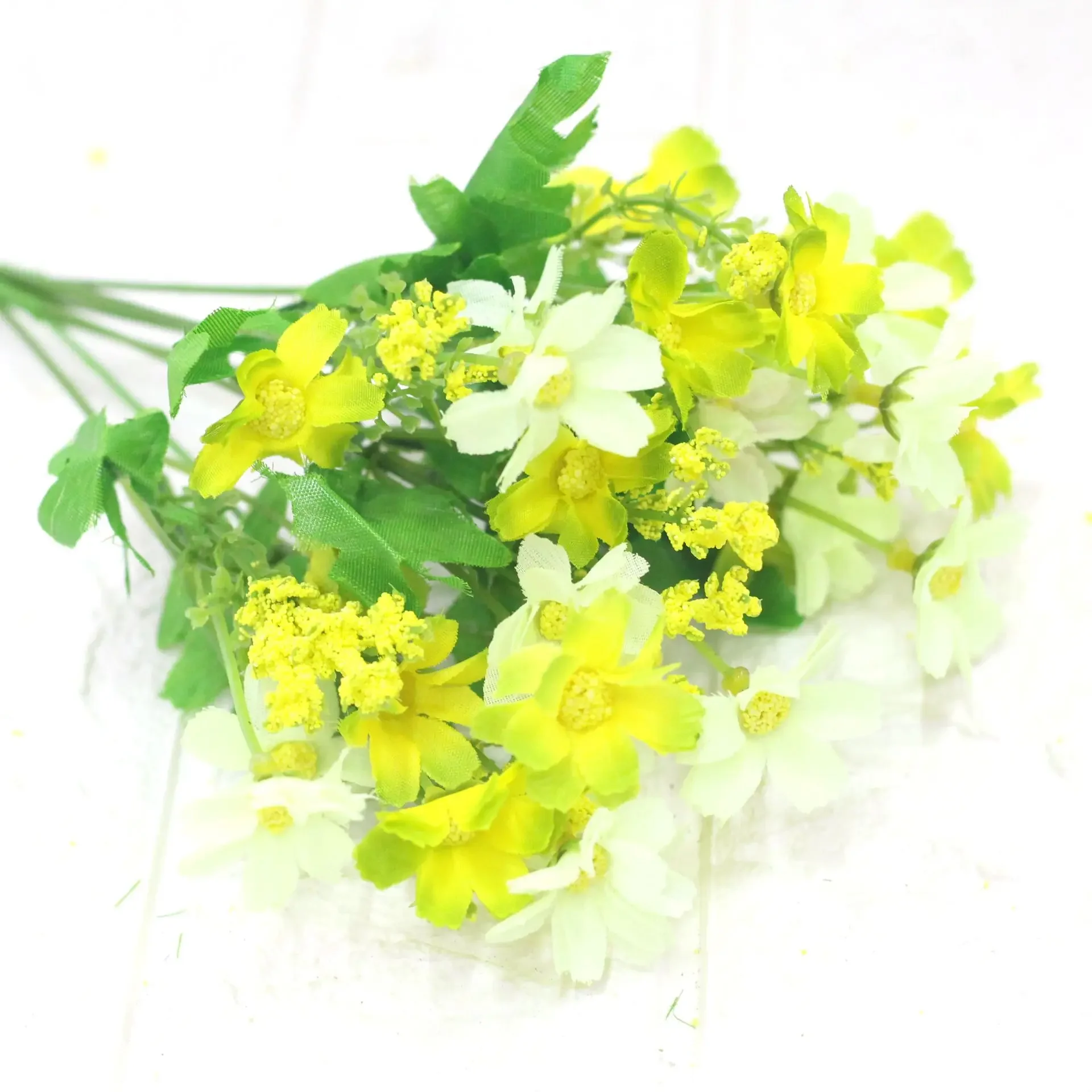 Artificial Gerbera Daisy Flower Bouquet for Home and Garden Decoration