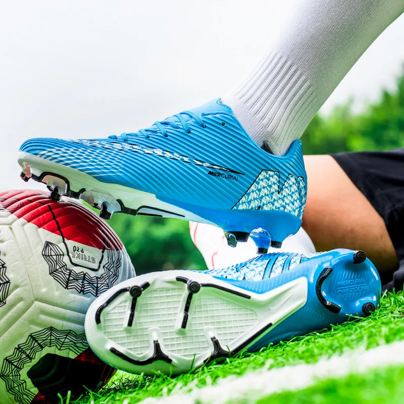 

New Fashion Turf Soccer Shoes for Men Women Outdoor Professional Football Sneakers Men Low Sneakers Futsal zapatillas de futbol