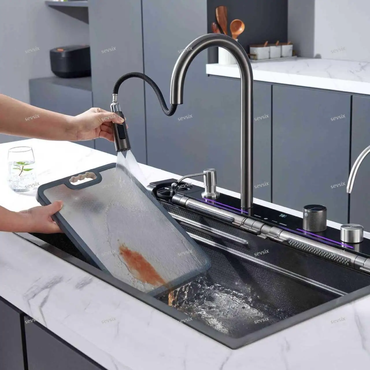 Dragon Honeycomb 304 Stainless Steel Kitchen Sink Big Size Embossed Knife Holder Piano Digital Display Waterfall Kitchen Sink 3