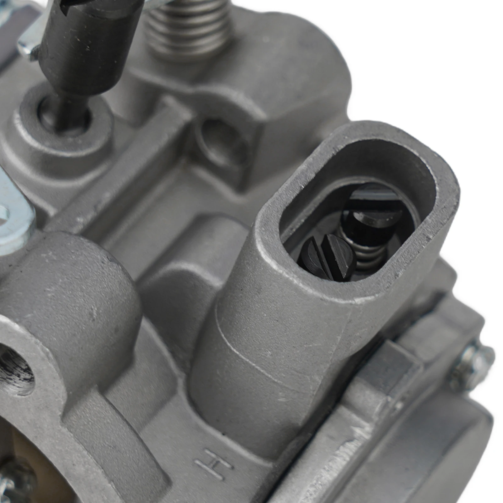 

1PCS Carburetor HT-12E For Stihl MS880 088 084 Chainsaw OEM Number 1124 120 0609 Garden Power Tool Spare Part Replacement