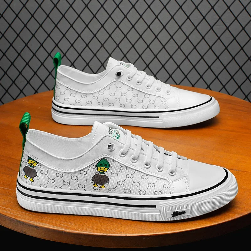 Men's Summer Breathable Canva Shoes Fashionable Trendy Student Board Shoes Vintage British Men's Shoes Rubber Shoes Sporty White 2