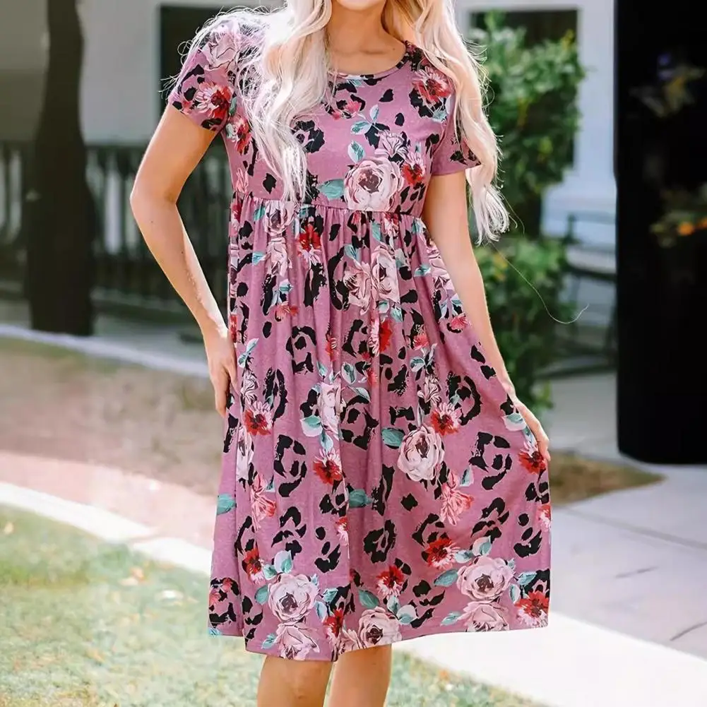 

Summer Women's Dresses Pleated Floral Print Round Neck Short Sleeves Loose A-Line Resort Beach Dresses For Women