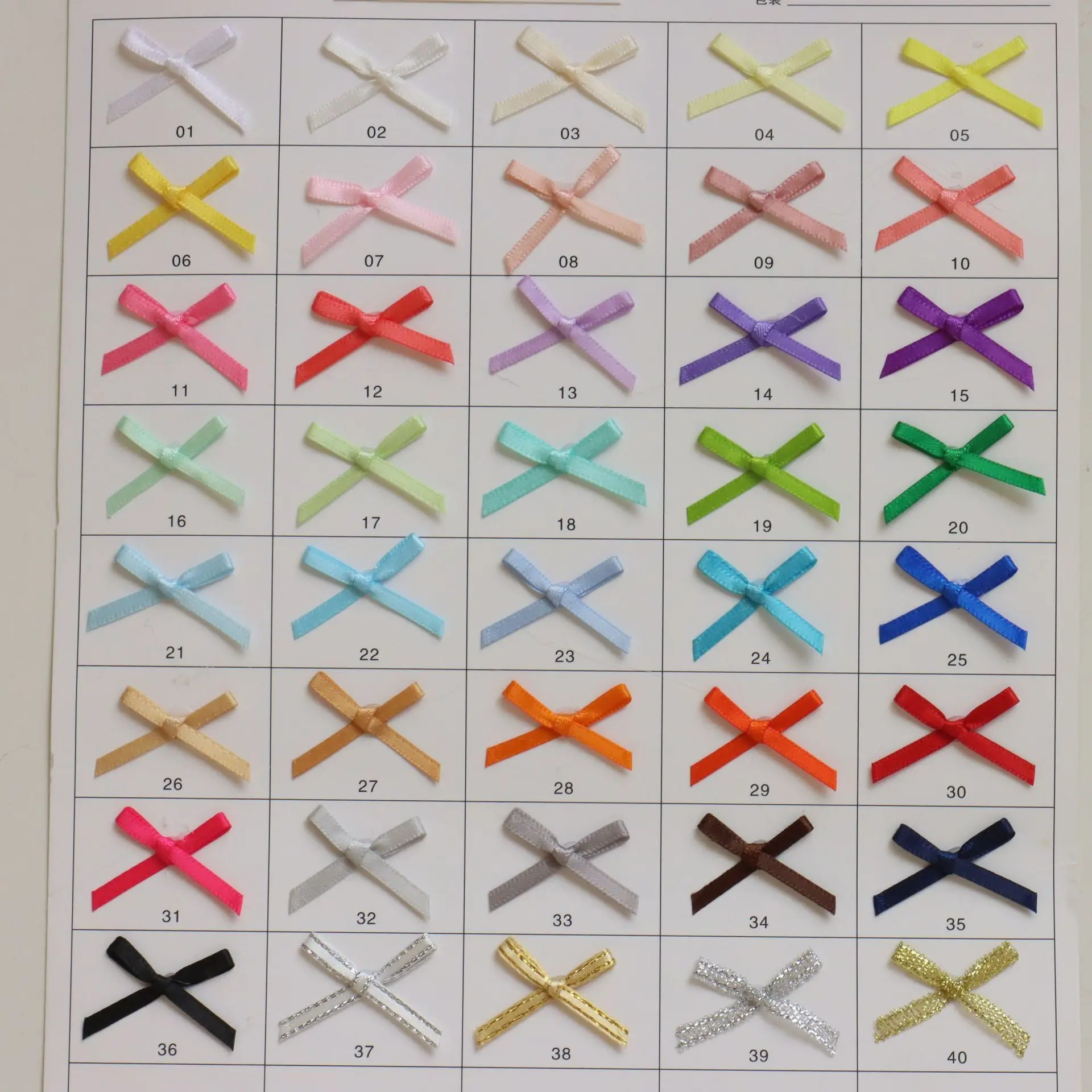 300pcs/lot Ribbons Mini Satin Ribbons 2.5x3cm Bows Ties Christmas Bowknot For DIY Craft Scrapbooking Embellishment Accessories