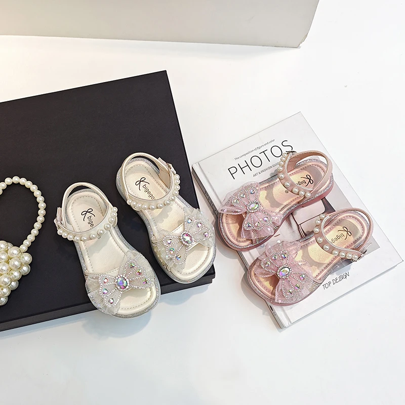 Girls Summer Sandals with Rhinestone and Soft Bottom