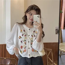 

Embroidery Women's Blouse Spring Chiffon Long Sleeve Fashion Woman Blouses 2022 Floral Sweet O-Neck Female Blouses and Shirts