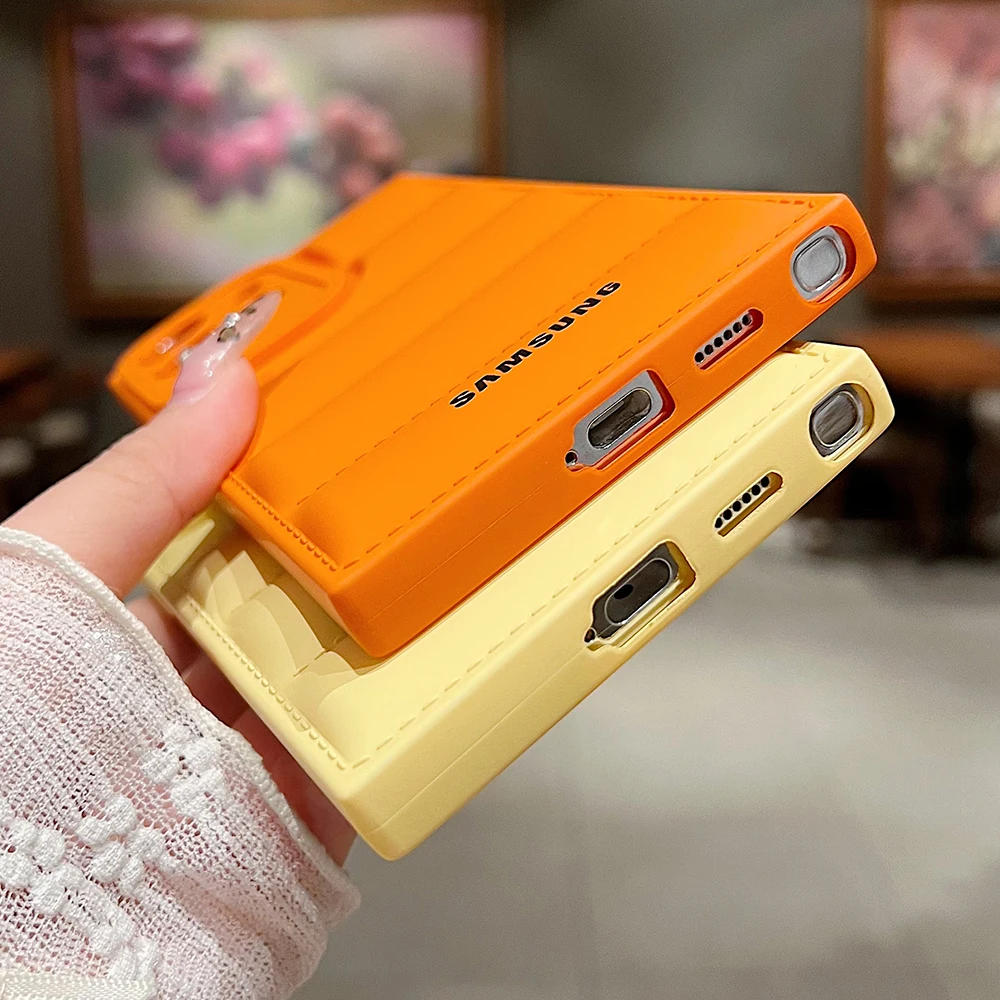 Official Liquid Silicone Soft Down Jacket Phone Case For Samsung S25 S24 S23 S26 Ultra S22 Plus S21 FE Note 20 Shockproof Cover