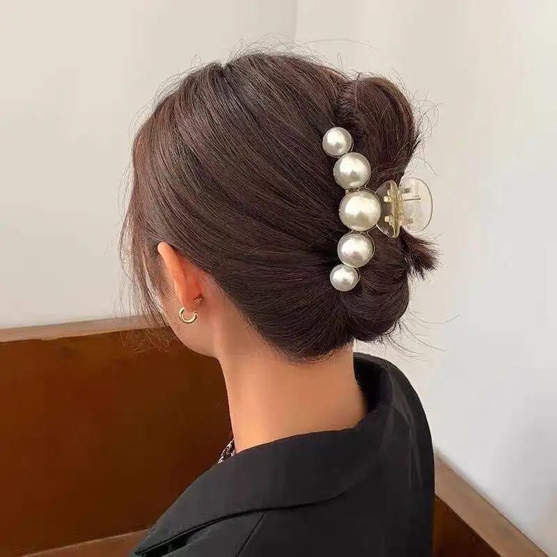 Elegante Imitation Perle Haar Klaue Clip Frauen Trendy Unregelmäßige Große Beige Haar Klemme Barrettes Für Mädchen Koreanische Haar Zubehör – Detail 7