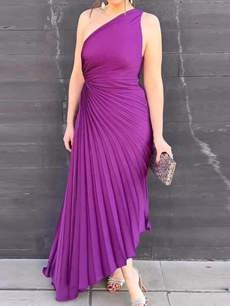 

Elegant Pleated Long Dress Women Fashion OffShoulder Wide Fold Dress Retro Puffy Hem Dress Lady Sleeveless Evening Ruffled Dress