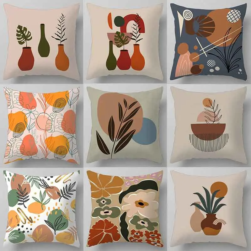 

Квадратная подушка геометрической формы для гостиной