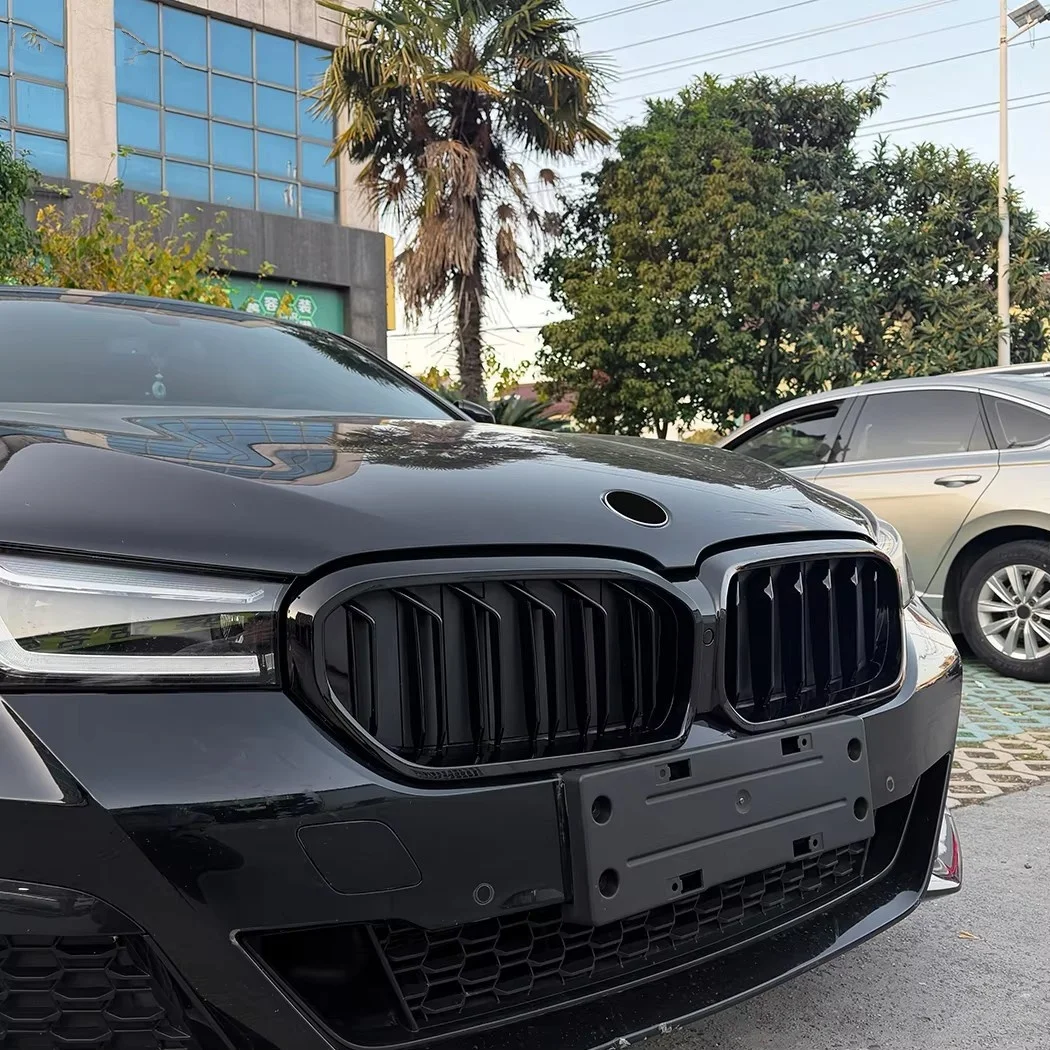 BMW 5 시리즈 G30 G31 F90 LCI 530i 540i 2021-2023용 리얼 드라이 카본 파이버 자동차 그릴, 듀얼 슬랫 글로시 블랙 프론트 범퍼 그릴