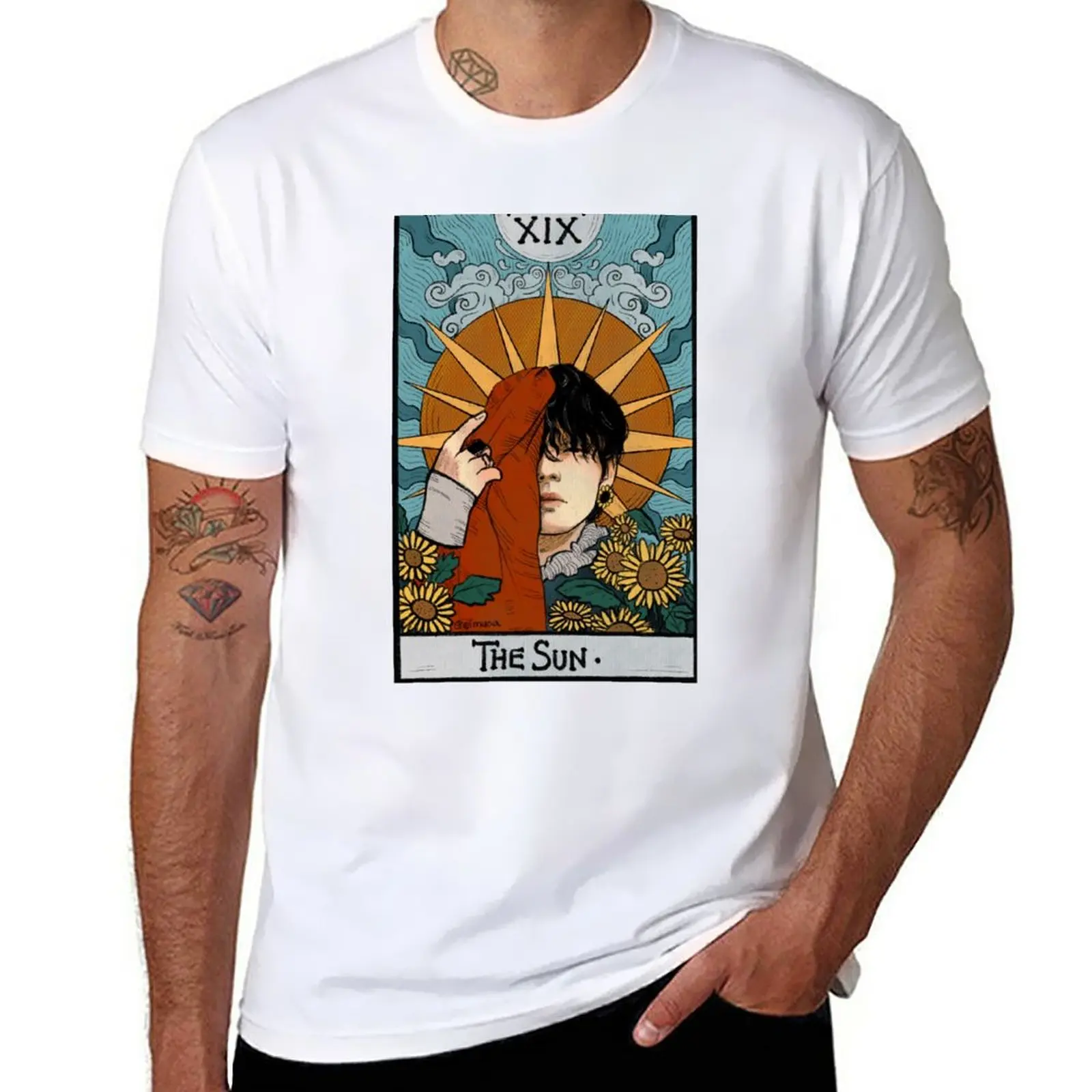 

New God of Sun T-Shirt T-shirt for a boy vintage clothes men clothes