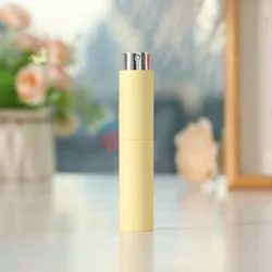 Anti - Static Precision Coffee Bean Spray Bottle, 10ml (Yellow)
