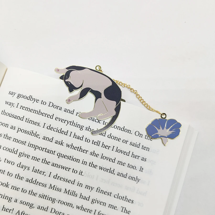 Metal Bookmark 1PC Cat Chaining Bookmark Brass Classical Cute Student Gift