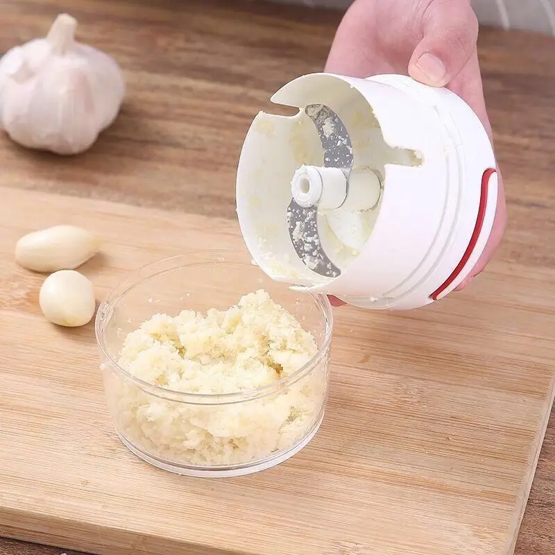 Mini Garlic press Mashed garlic Manually crushed minced garlic Stir stuffing Hand-pulled crusher with brush Home kitchen tools garlic chopper