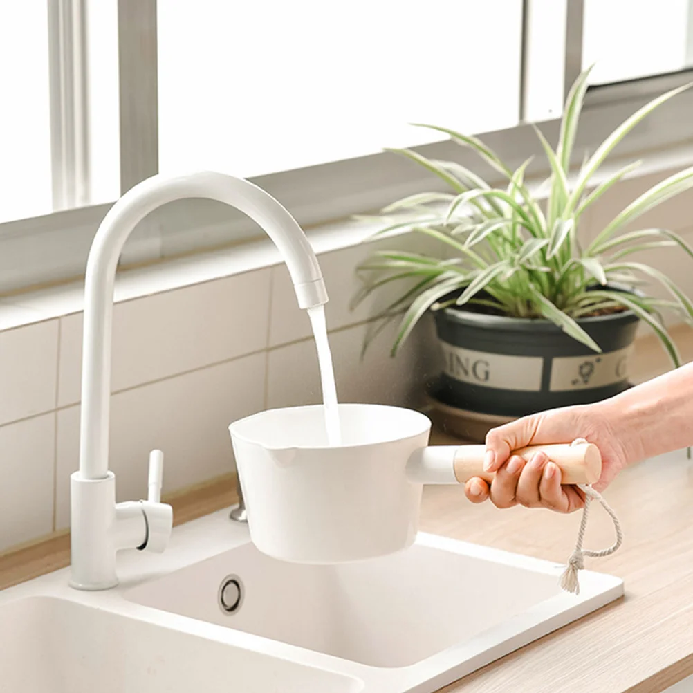 Ladle Kitchen Water Bath Spoon Scoop Bucket Japanese-style Bailer Wood Long Handle Toddler Baby Bathtub