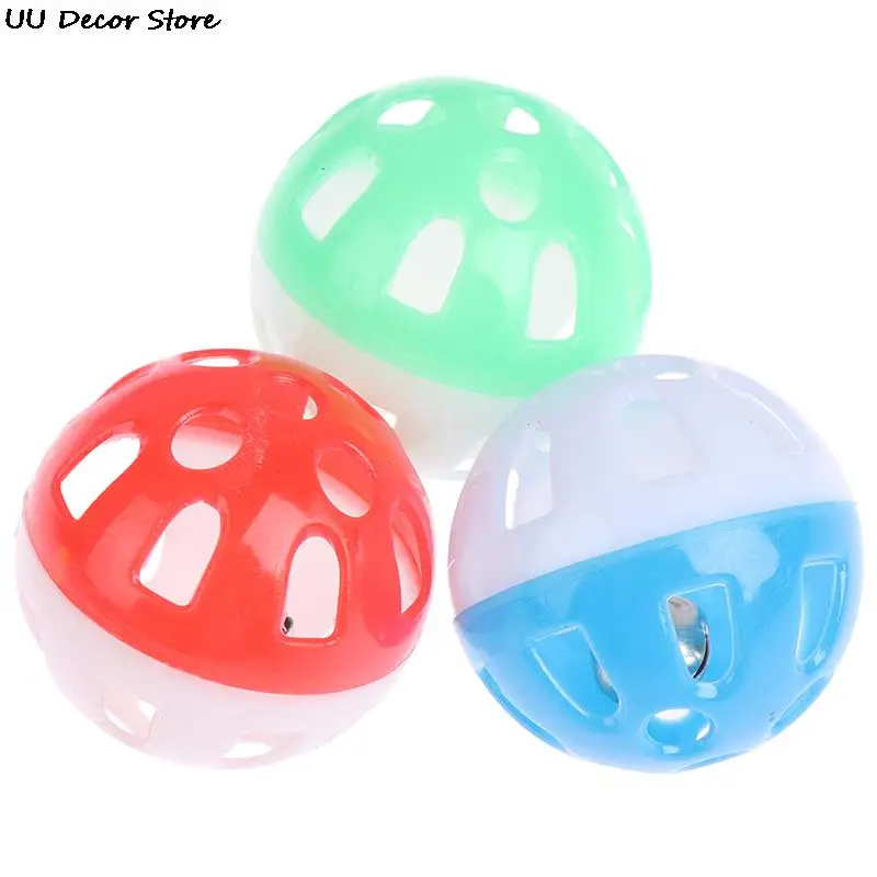 1 Pc 3.8cm Parrot Bird Toy Colorful Hollow Rolling Bell Ball Chew Cage Fun Toys Color Random