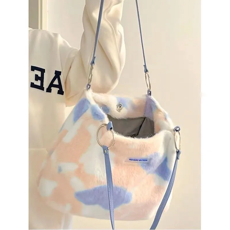 NEW Plush Shoulder Bag Autumn Winter Large Capacity Tote Handbag Student Bookbag Daily Commute Leisure Soft Shopper Storage Bag