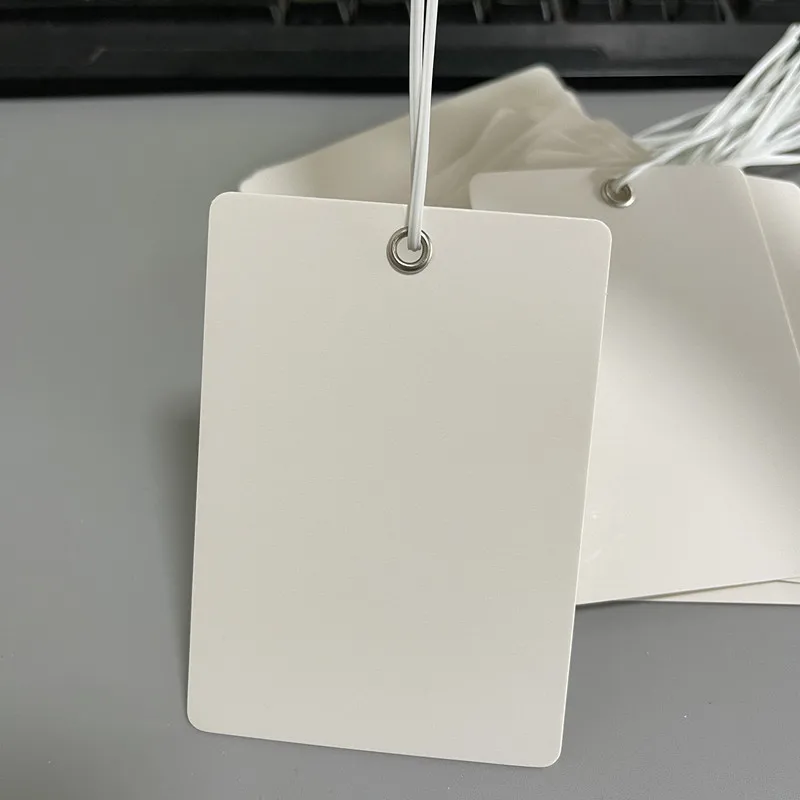 metal eyelets Blank hangtag white factory hanging card label clothes handwritten record card reinforced aluminum buckle