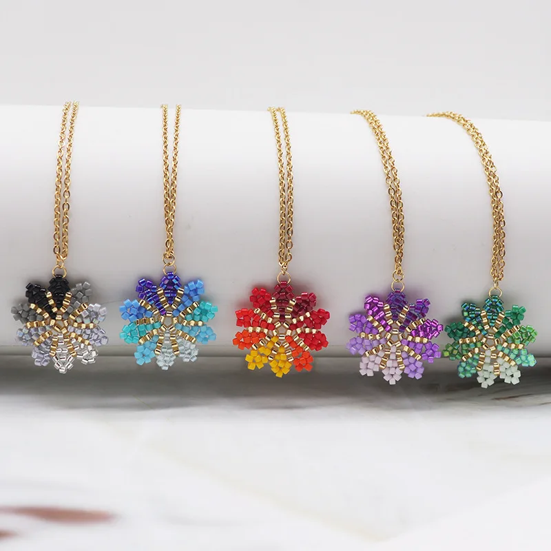 

Регулируемая подвеска в виде снежинки