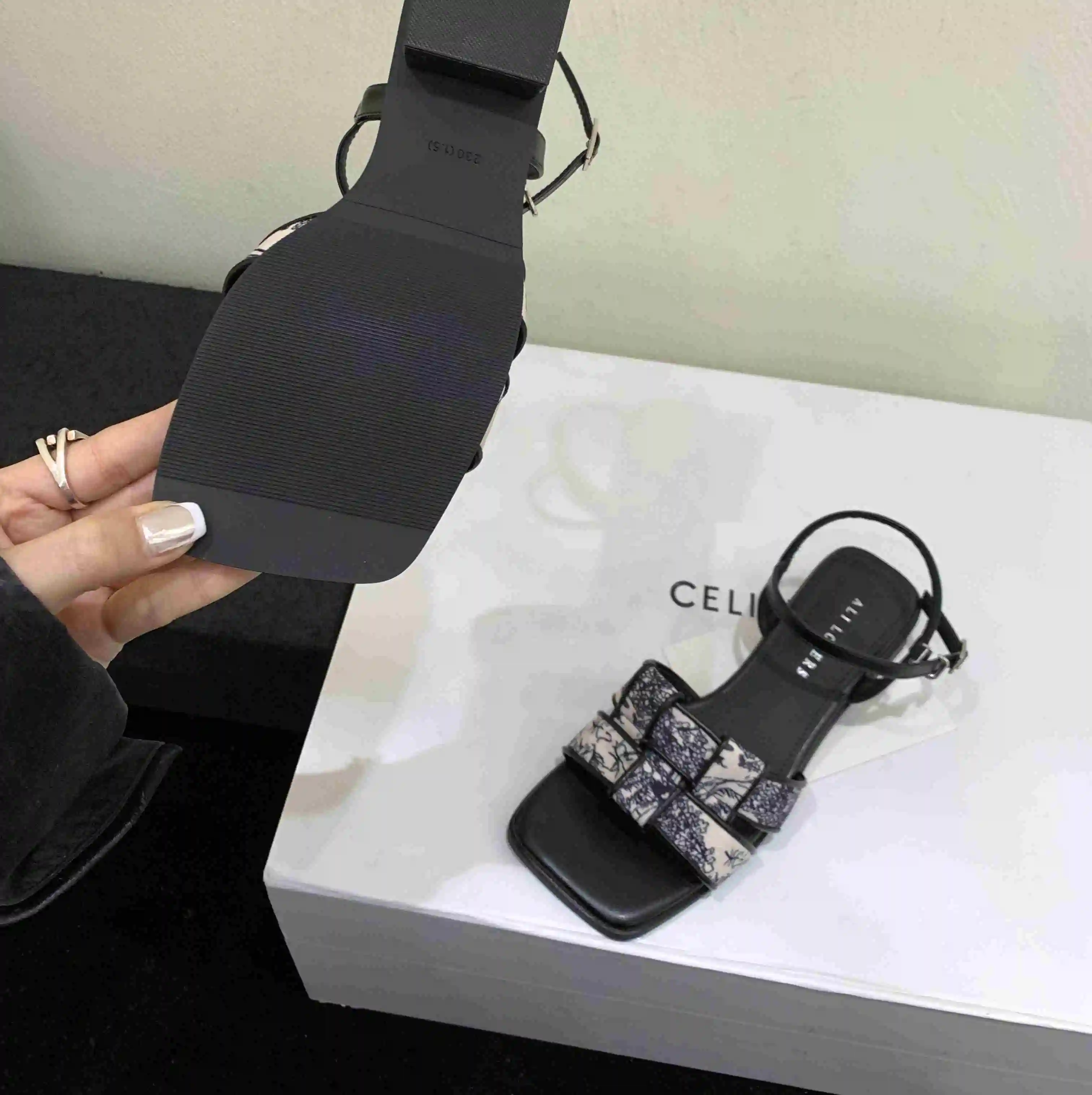 Summer Fashion Weave Shoes Women's Heeled Sandals Open Toe Strappy Low Block Heels Sandals