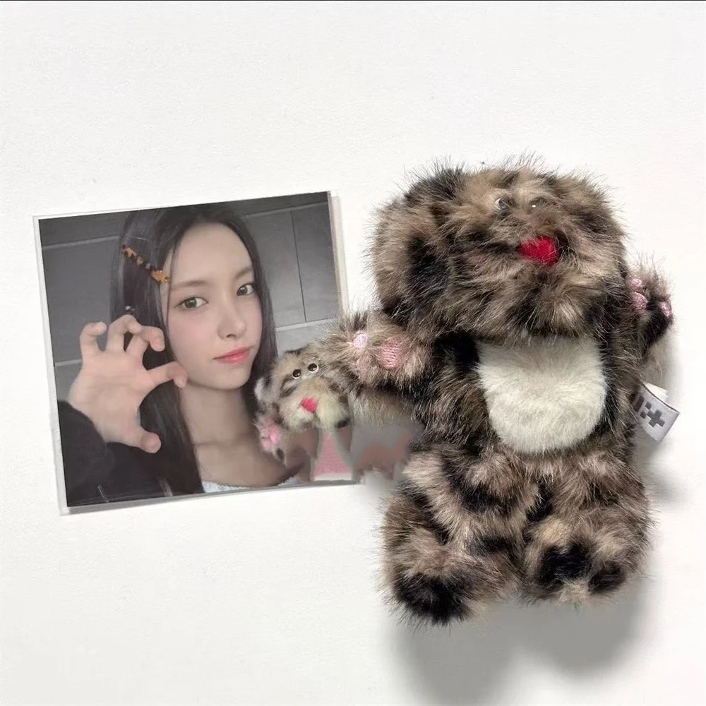 イロハ　ぬいぐるみ　10cm ぬいぐるみ　新品　マスター　ILLIT 新品】ILLITイロハ 着せ替えぬいぐるみ 10cm 人形 - メルカリ