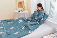 Multifunctional car pillow is covered with sleeves and can be worn on sofa legs to keep warm and prevent kicking. 2