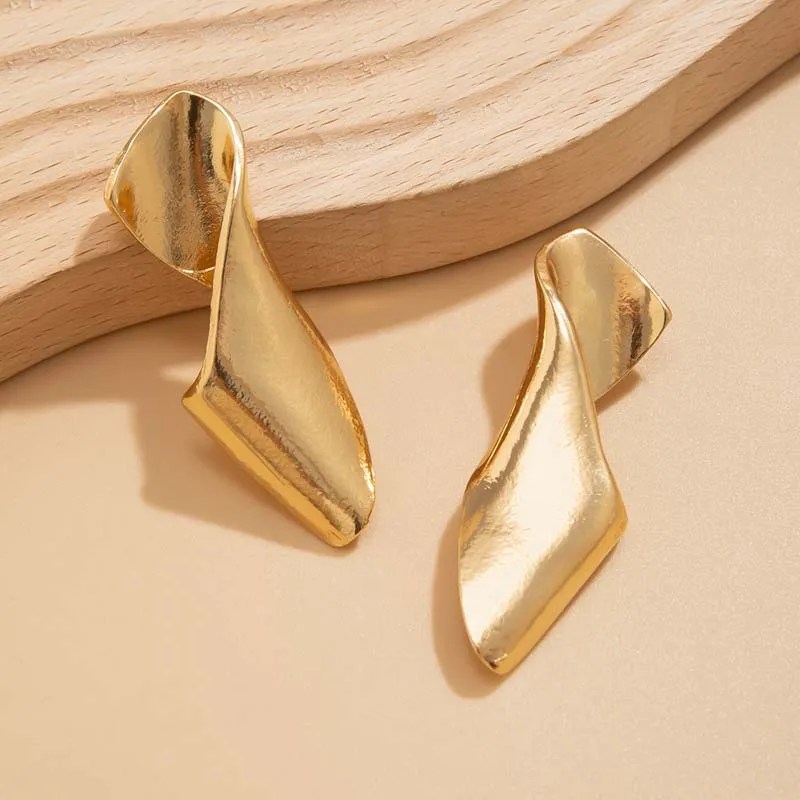 Wholesale Orecchini a Bottone a Forma di Ventaglio in Acciaio Inossidabile Oro Con Trama Radiale Orecchini Minimalisti Metallici per Donna Gioielli per Feste Quotidiane - Everful