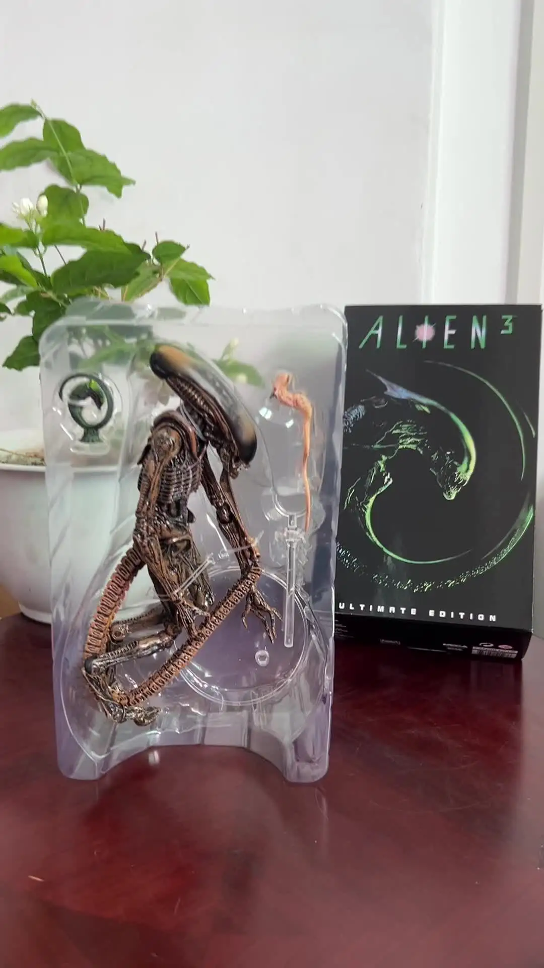 Neca-alien 3 Anix enomorphアクションフィギュア,エイリアンvs