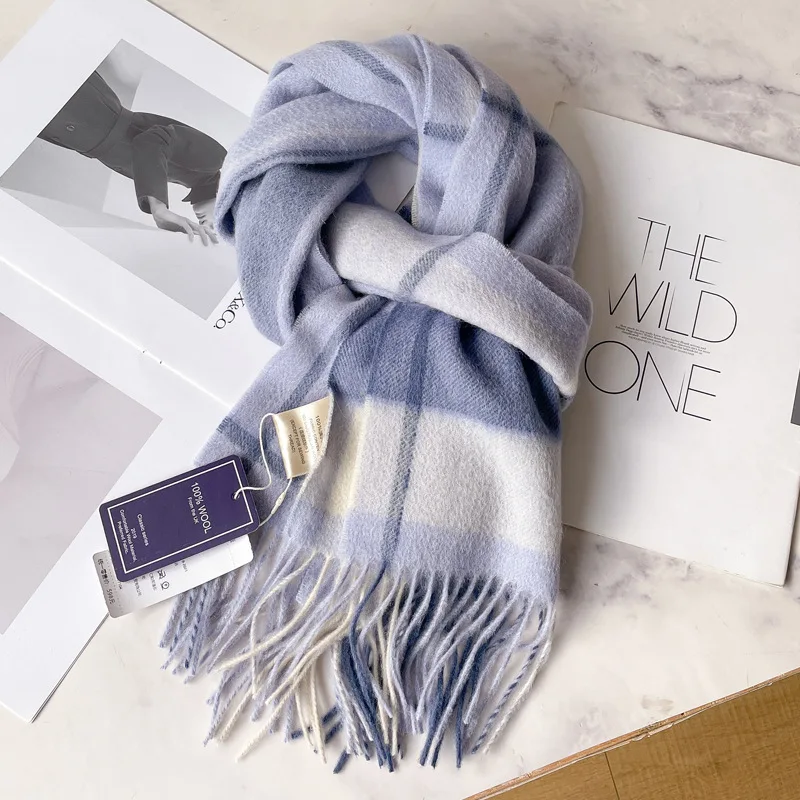 13 blue and white grid [100% pure wool]]