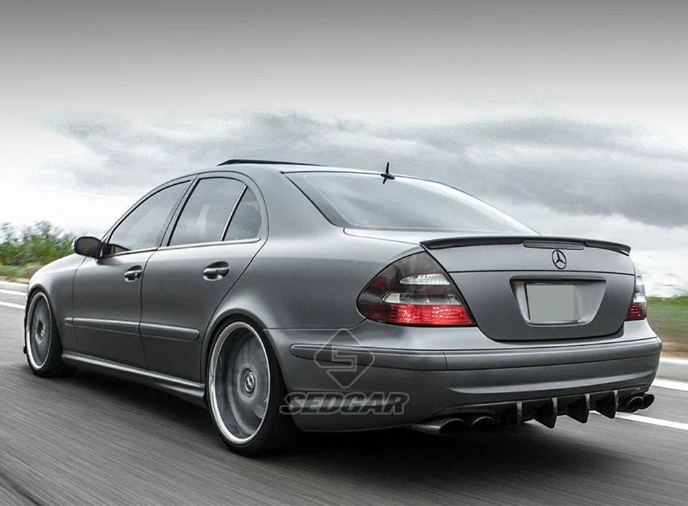 Sunplex Mercedes E Serisi W212 Bagaj Üstü Spoiler Piano Black 2009-2016 Sunplex Mercedes E Serisi W212 Bagaj Üstü Spoiler Piano Black 2009-2016
