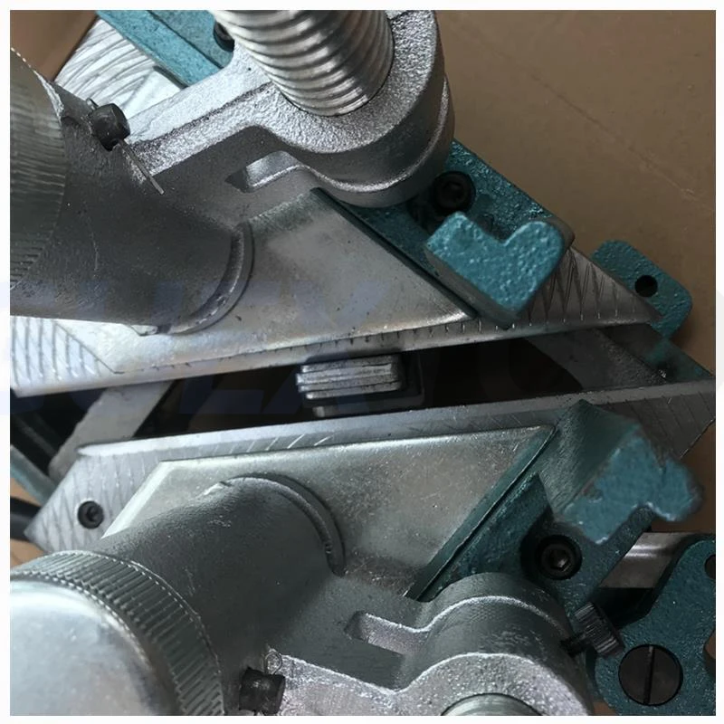 Welding machine Plastic steel door and window welding machine small manual plate cloth frame butt shop site