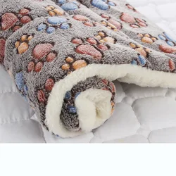 Cozy Flannel Thickened Pet Sleeping Mat - 61x41cm (Coffee Footprint)