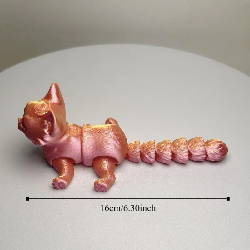 큰 눈을 가진 3D 프린팅 고양이 모형, 사실적인 디자인, 플라스틱 소재, 관절형 고양이, 창의적인 조각품, 3D 프린팅 기술