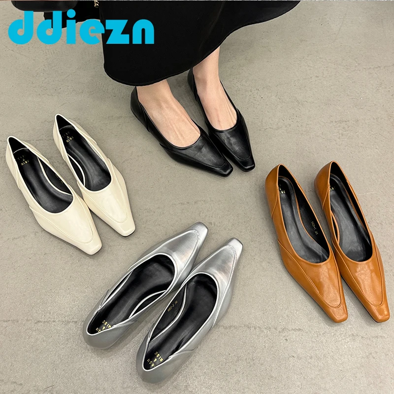 

Туфли женские демисезонные с острым носком, на плоской подошве