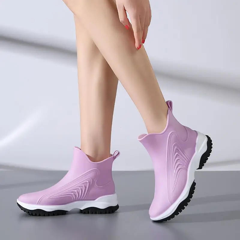 2023 Spring New Fashion Water Shoe Luxury Rain Boots For Women Short Rubber Rainshoes Ladies Waterproof Ankle Rainy Boot