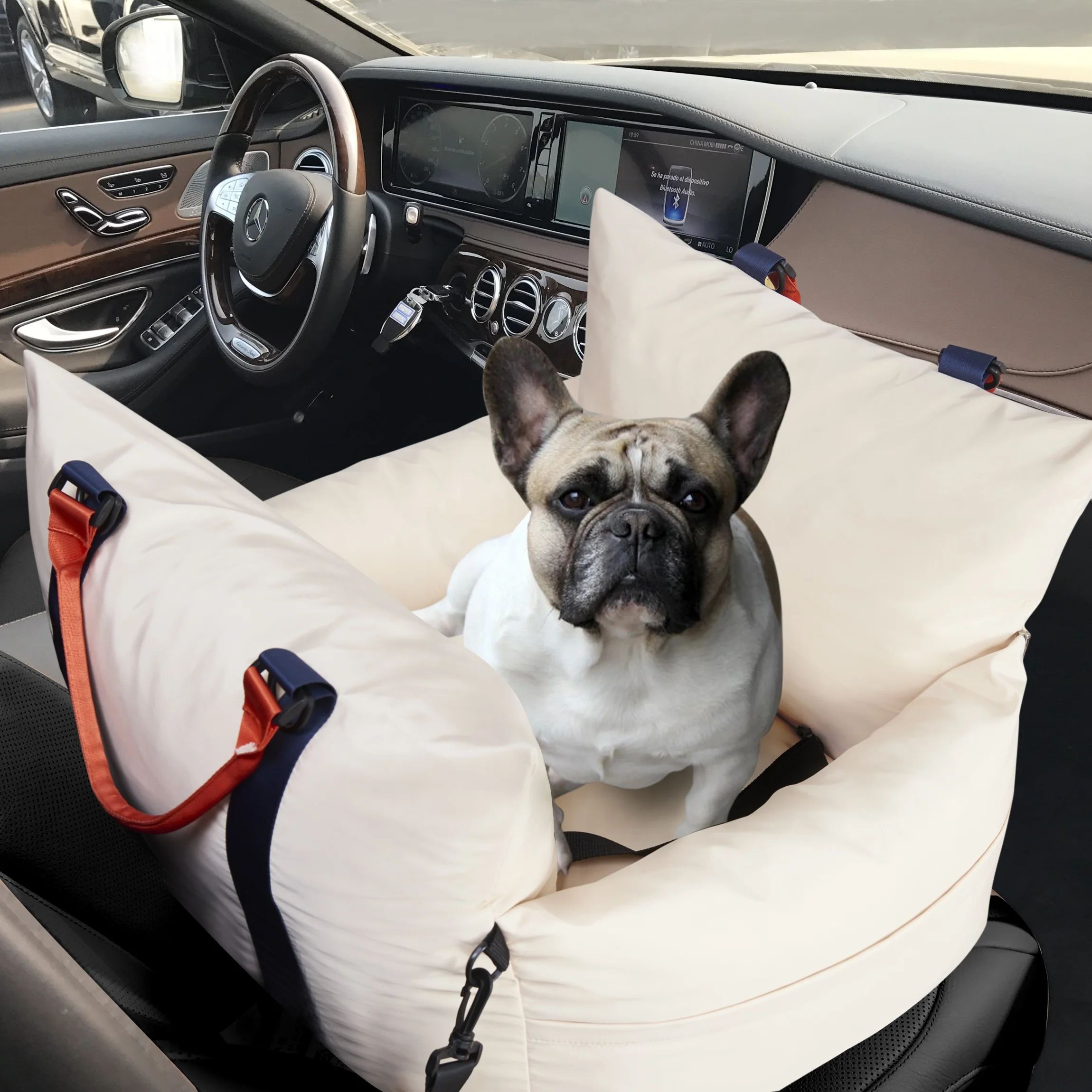 

Multifunction Dog Car Seat Travel Dog Bed With Safe Belt And Dog Leash ;Waterproof Resist Pet Carrier With Customized Logo